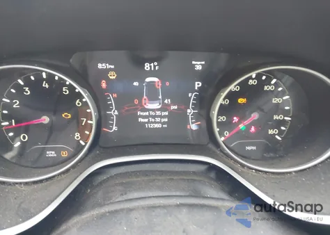 2018 Jeep Compass Latitude 4X4 from USA, damaged, VIN 3C4NJDBB6JT153043